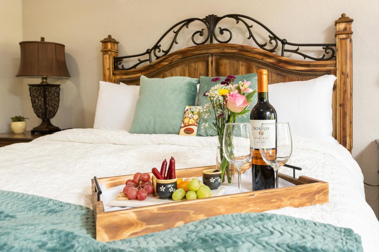Bed & Breakfast Whispering Creek Sedona